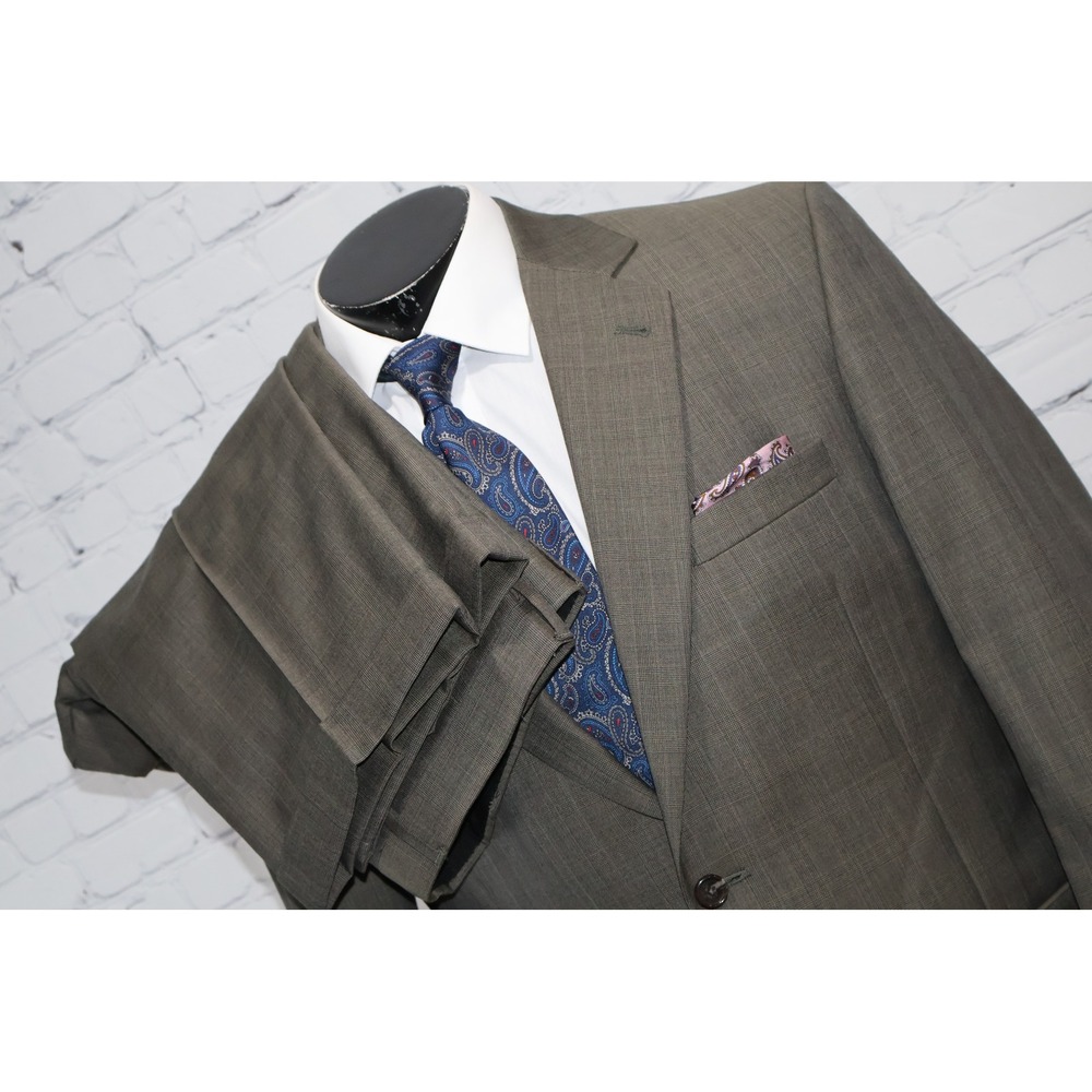 Jos. A. Bank 2 Piece Wool Suit Jacket Men 40 Reg Gray Check 2Btn Pants 34x31